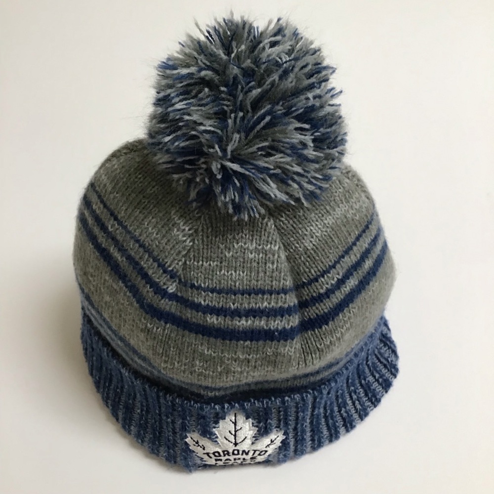 Toronto Maple Leafs NHL Hockey Gray Blue Knit Pom Beanie Skater Hat Fleece Lined - Picture 7 of 10